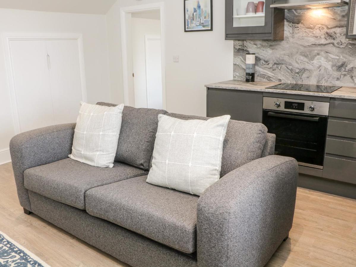 Sunshine Apartment Белпър Екстериор снимка