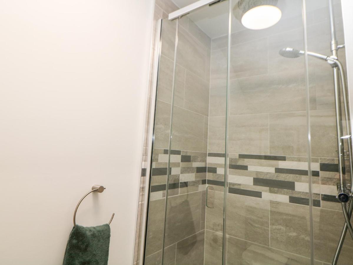 Sunshine Apartment Белпър Екстериор снимка